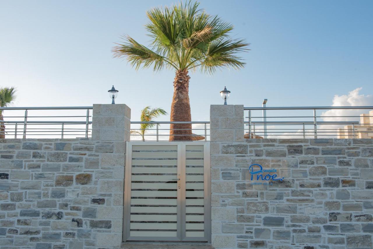 Villa Pnoe Seaside Kalamaki  Exterior photo